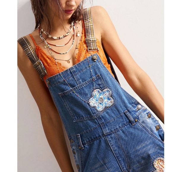 Boho Floral Patch Plaid Print Backless Denim Jean Short Overalls - Picture 2 of 8